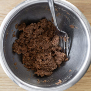 Cinnamon sugar paste, set aside at room temperature until the dough is ready to be topped.